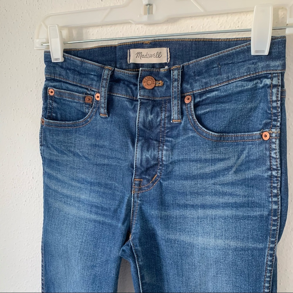 Madewell 9” High Rise Skinny Jeans in Patty Wash - Picture 5 of 7